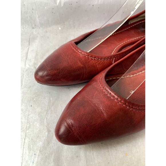 Frye Regina Deep Red Pointed Toe Flats Size 7 Rubber Sole Comfort Padded Insole - Picture 3 of 14